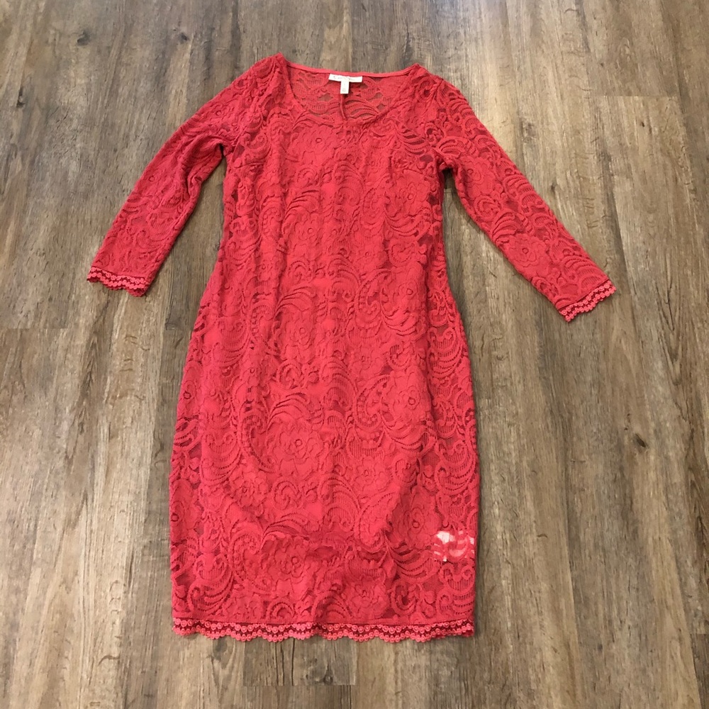 Maternity Jessica Simpson lace dress